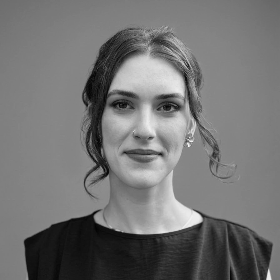 Kovács-Mayer Nóra,